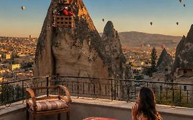 Elite Cave Suites